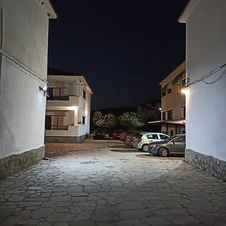 George's * Skála Foúrkas