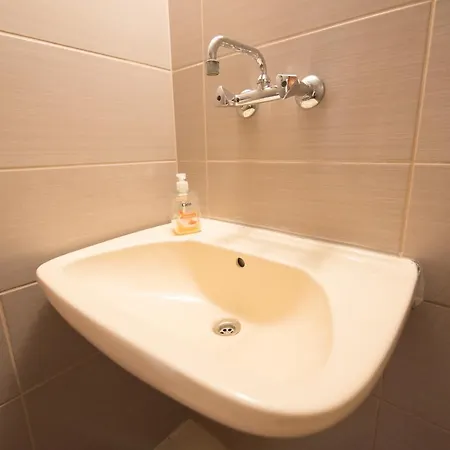 George's * Skála Foúrkas